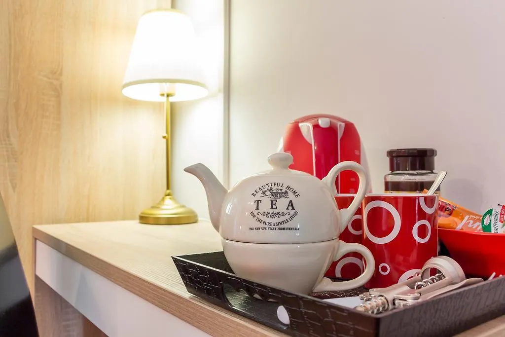 Top Center Room & Apartment Πούλα Κροατία