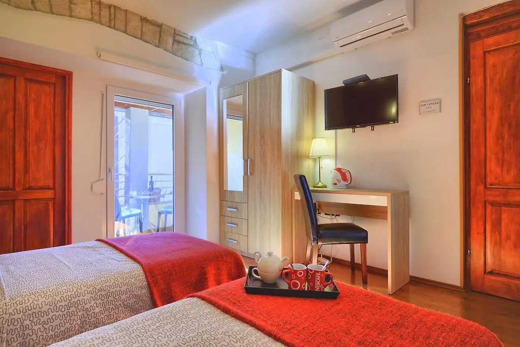 Top Center Room & Apartment Πούλα